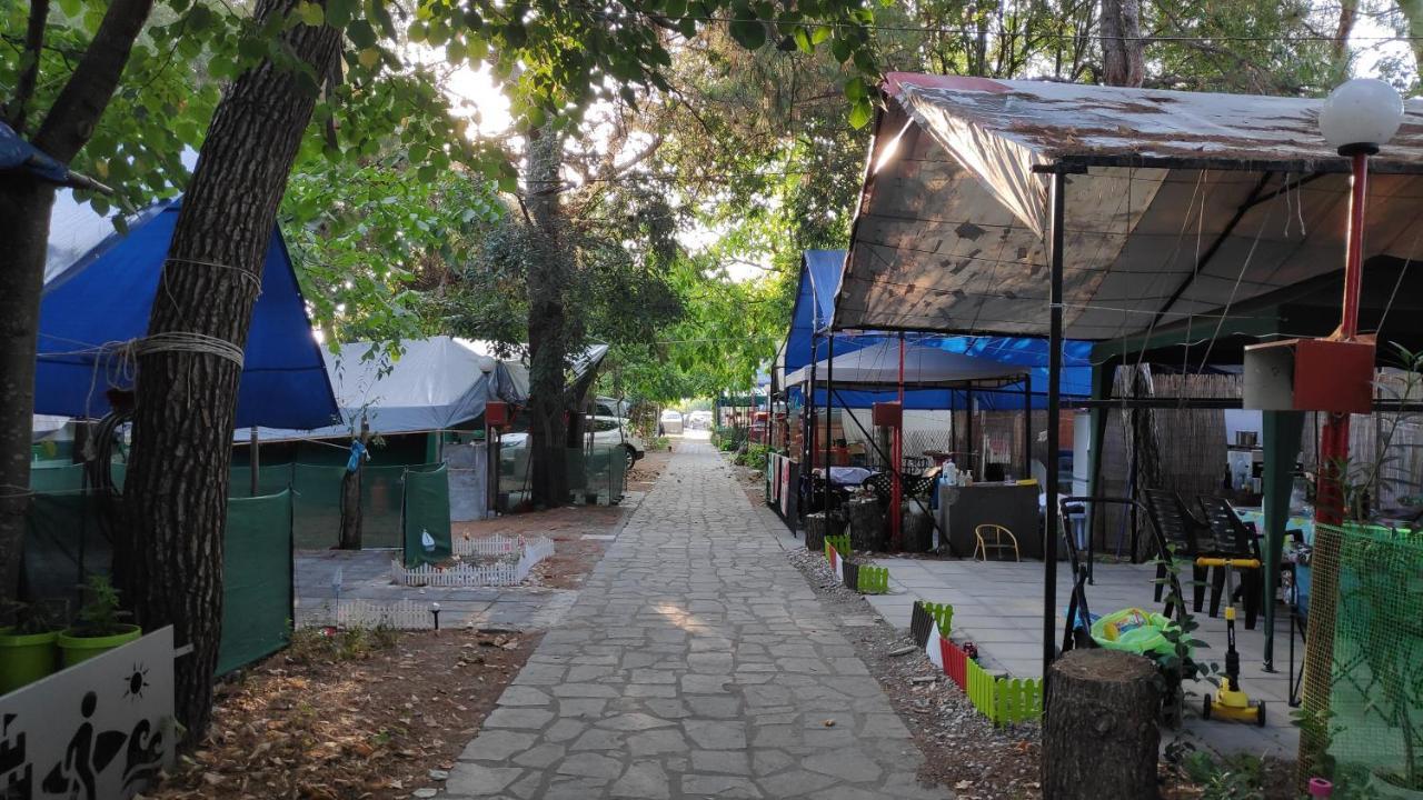 Camping Mitikas And Bungalows Plaka Litochorou Exterior photo